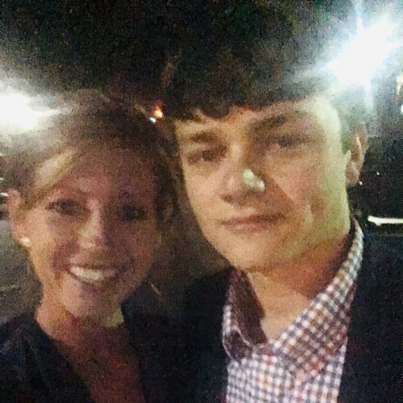 Meet your Posher👇🏻 - Picture 4 of 8